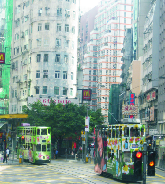 V Hongkongu jezdí podivné tramvaje
